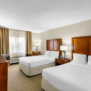 Double Room Two Double Beds Non-Smoking